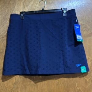 Speedo Blue Eyelet Skort Size XL - NWT